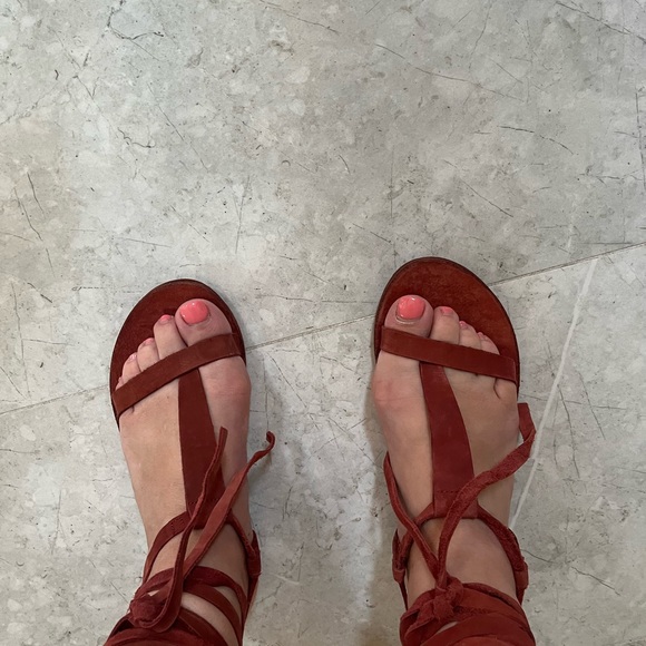 Free People red Dahlia lace up sandal / scarlet clay gladiator strap sandals - Picture 14 of 14